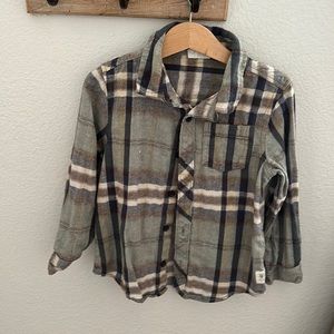 Boys size 5 Cotton On long sleeve button up flannel. Autumn neutral colors.